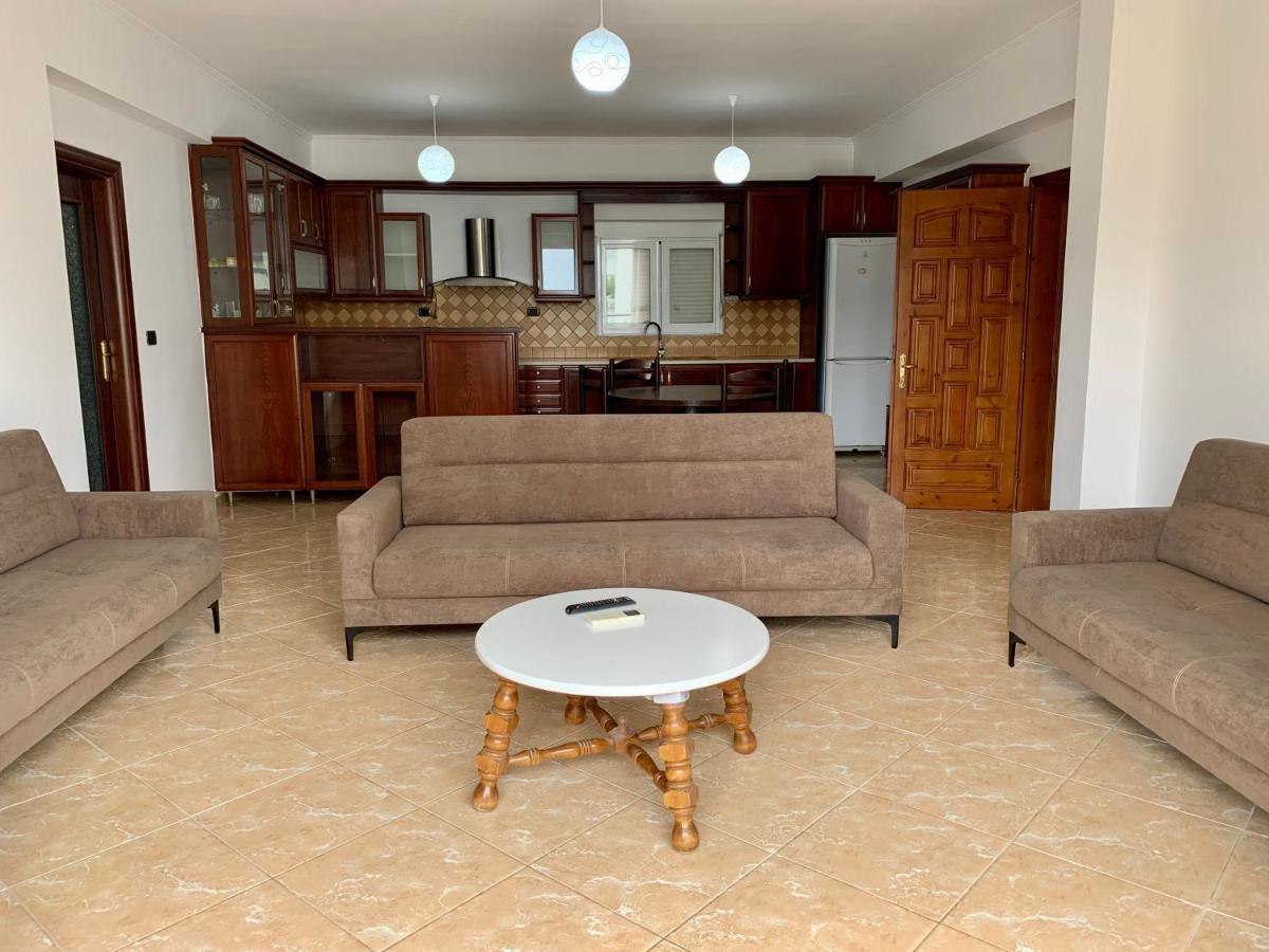 Bardhi Apts Sarandë Exterior foto
